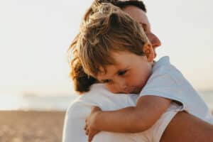 Pojke kramar förälder på stranden – tidig påverkan på kärlfunktion hos söner, typ 1-diabetes hos mamman